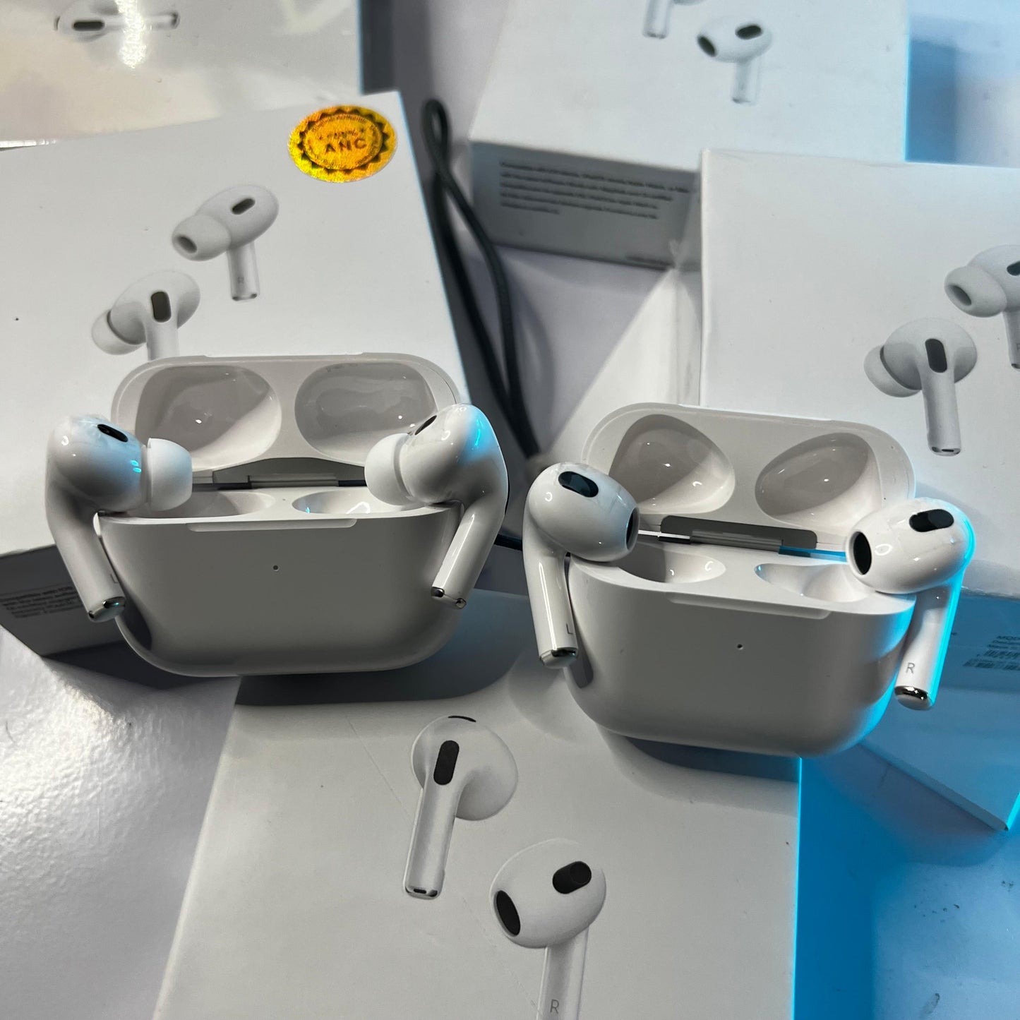 AirPods Pro 2 - AirPods 3 Gen